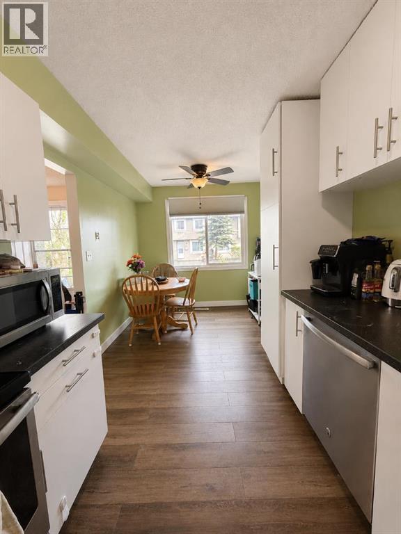 #29 4936 Dalton Drive NW - Image 3