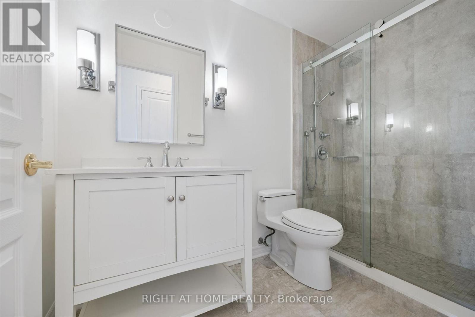 #512 2662 BLOOR STREET W - 43