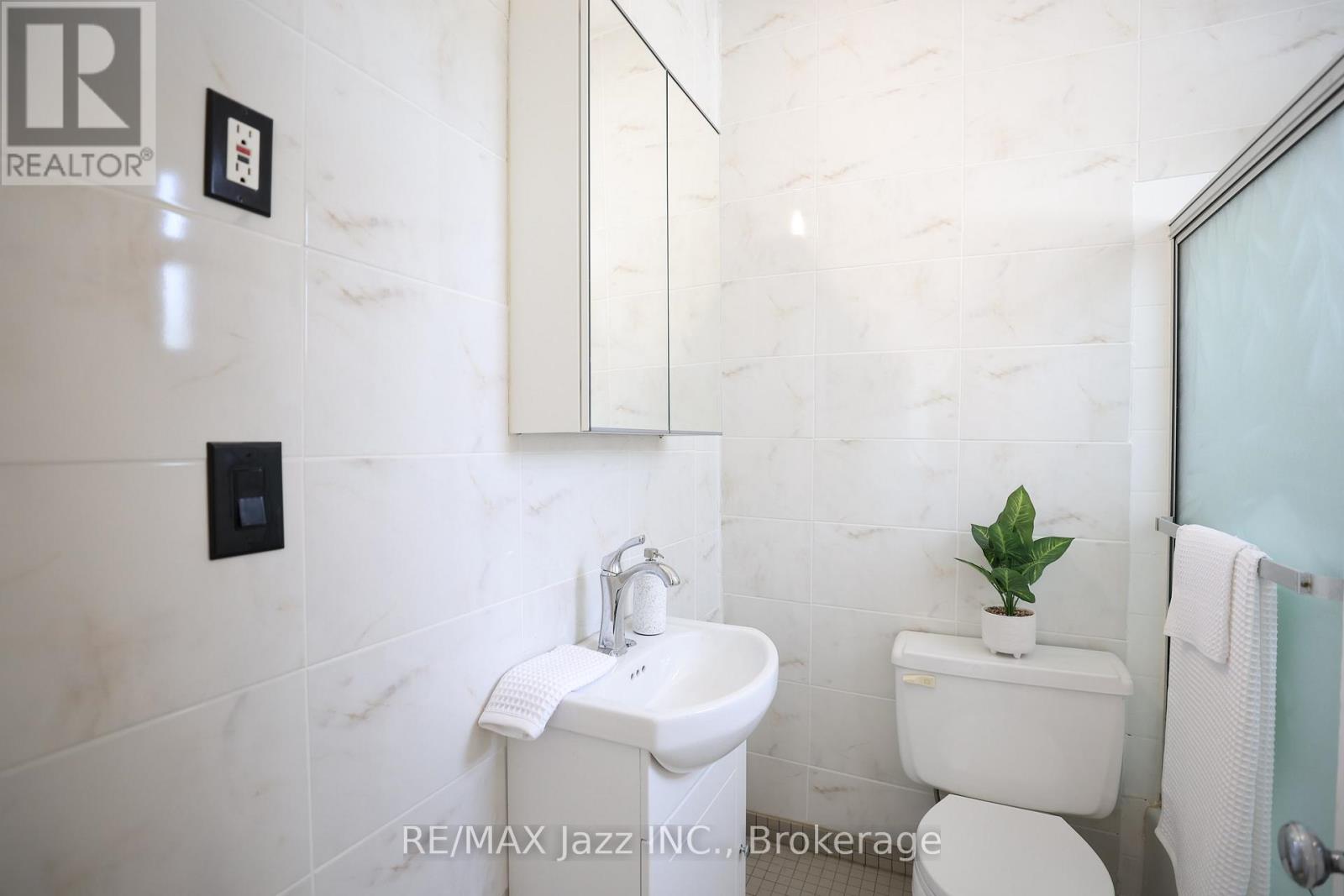 368 BUENA VISTA AVENUE - 8