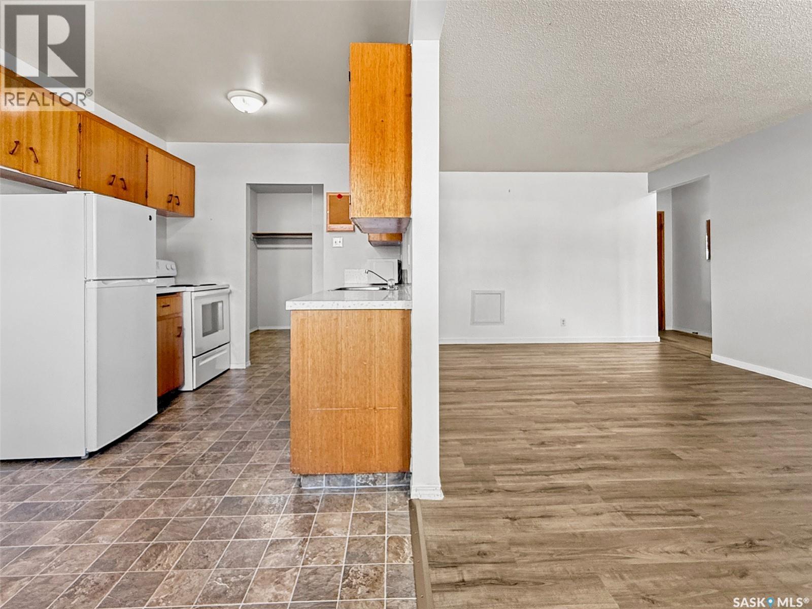 373 2nd AVENUE SE - 5