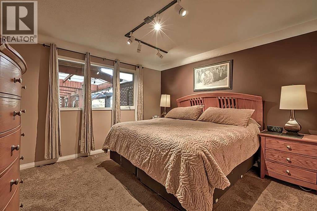 48 Deermont Way SE - 15