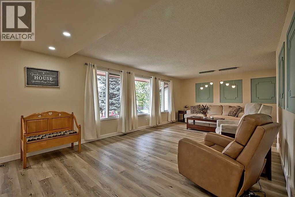 48 Deermont Way SE - 9