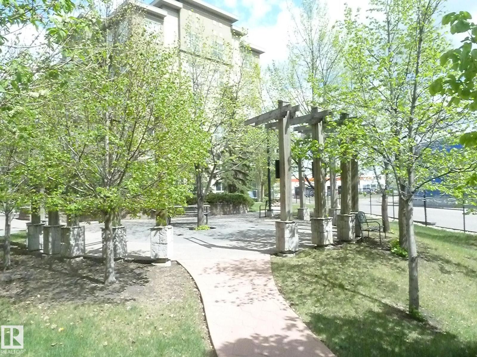 #1-104 4245 139 AV NW - 30