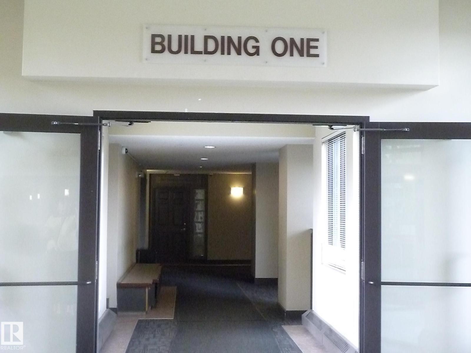 #1-104 4245 139 AV NW - 5