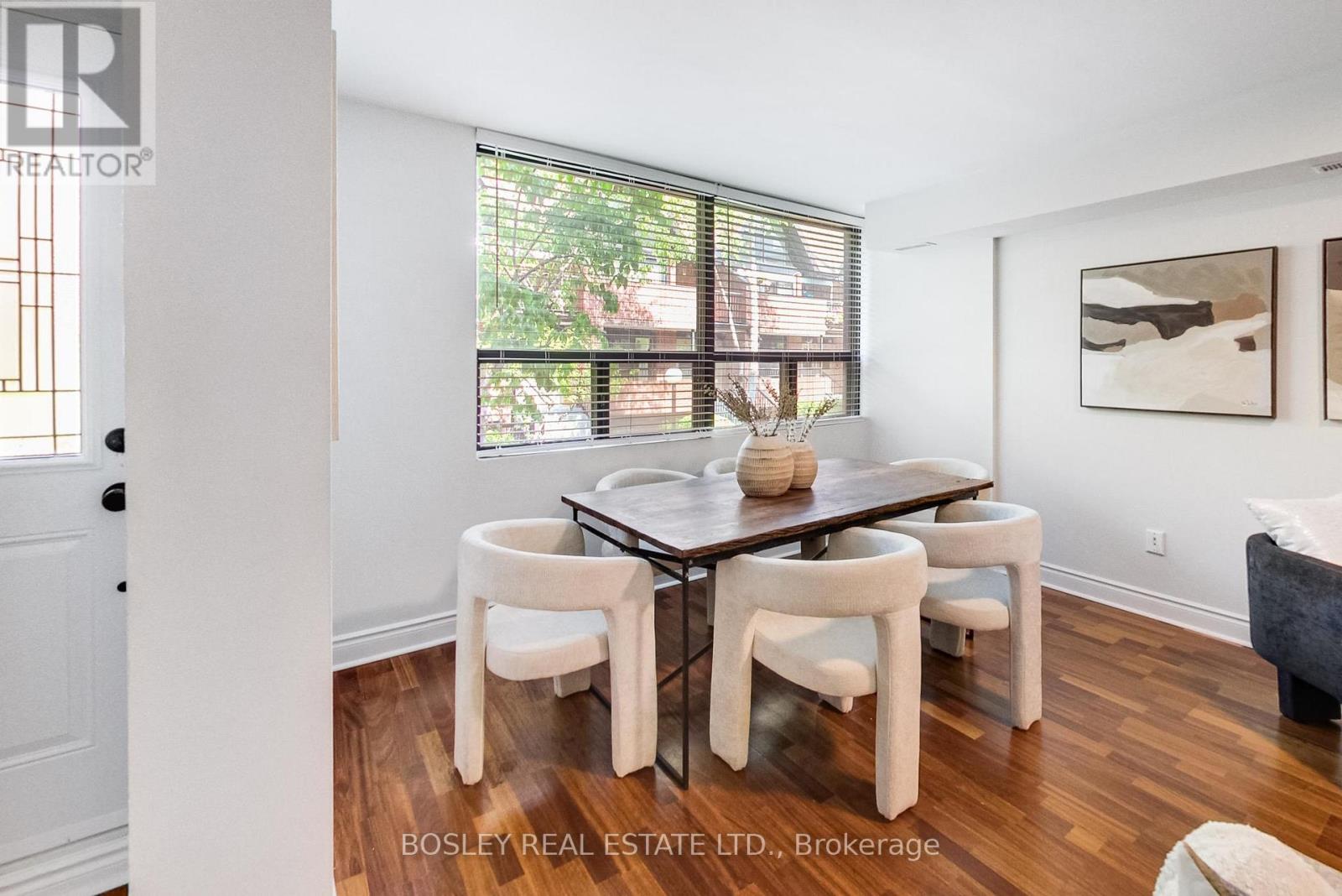 #8 17 PEMBROKE STREET - 7