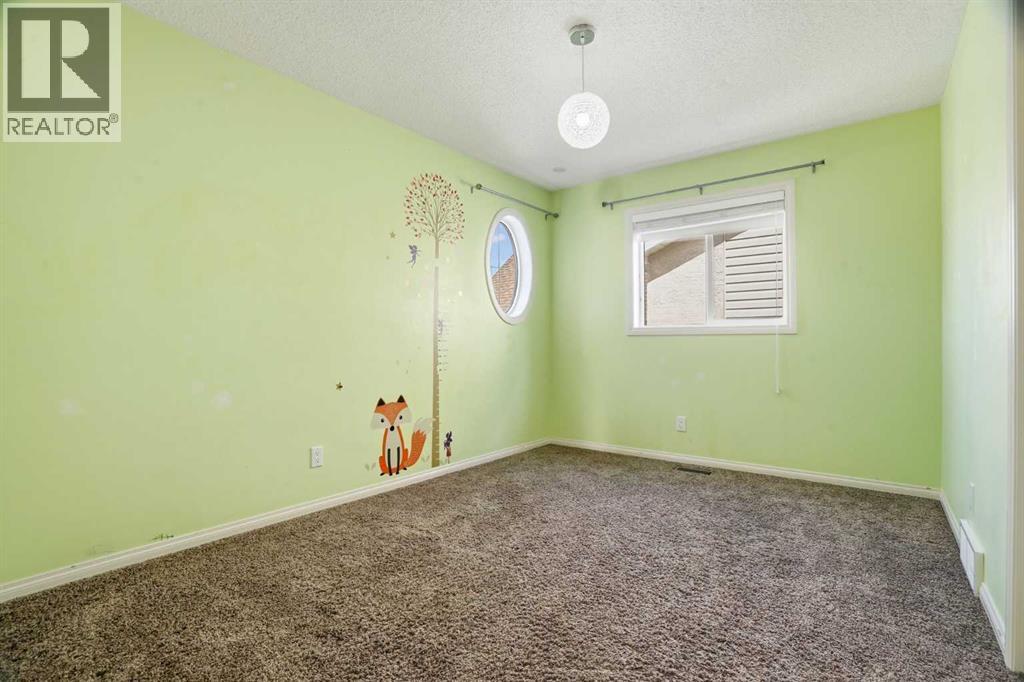 99 Aspen Hills Close SW - 21