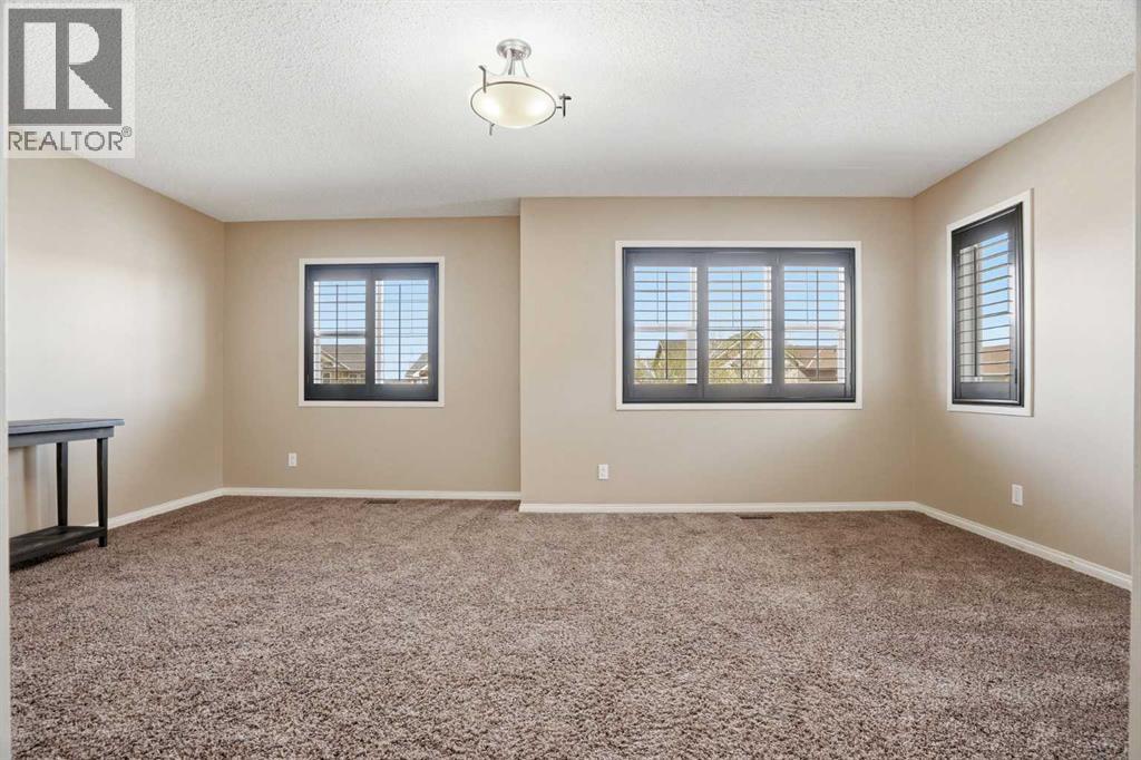 99 Aspen Hills Close SW - 20