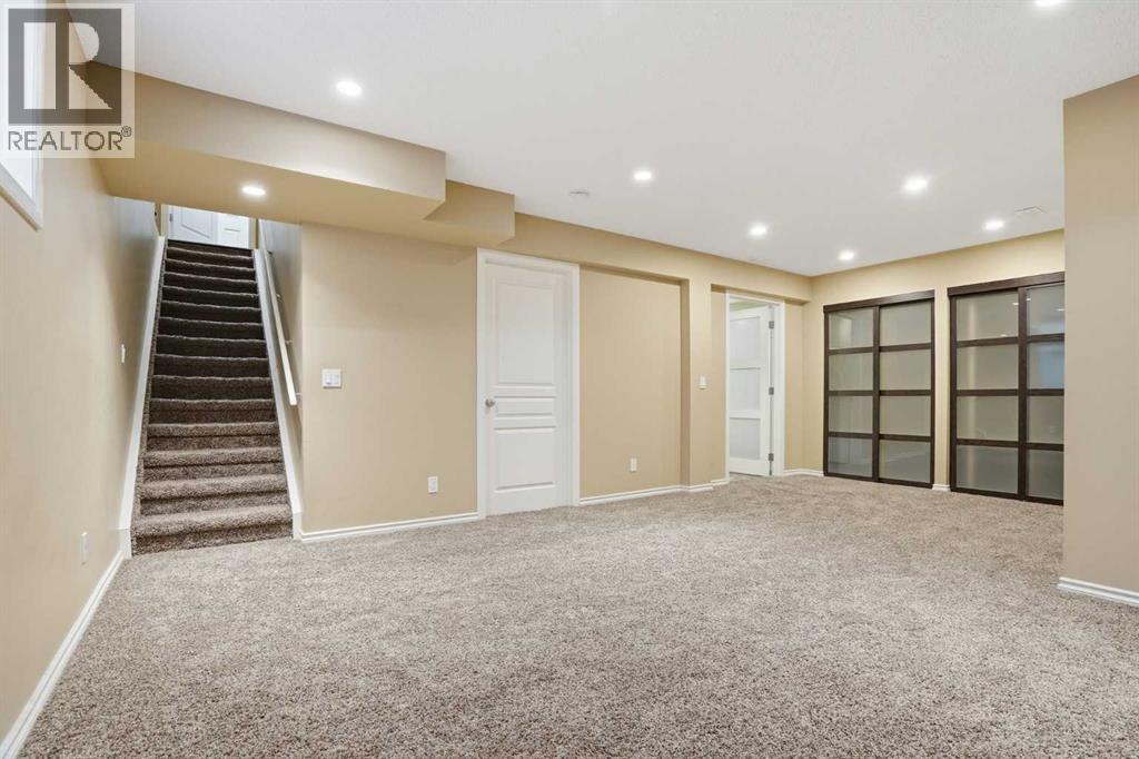 99 Aspen Hills Close SW - 31