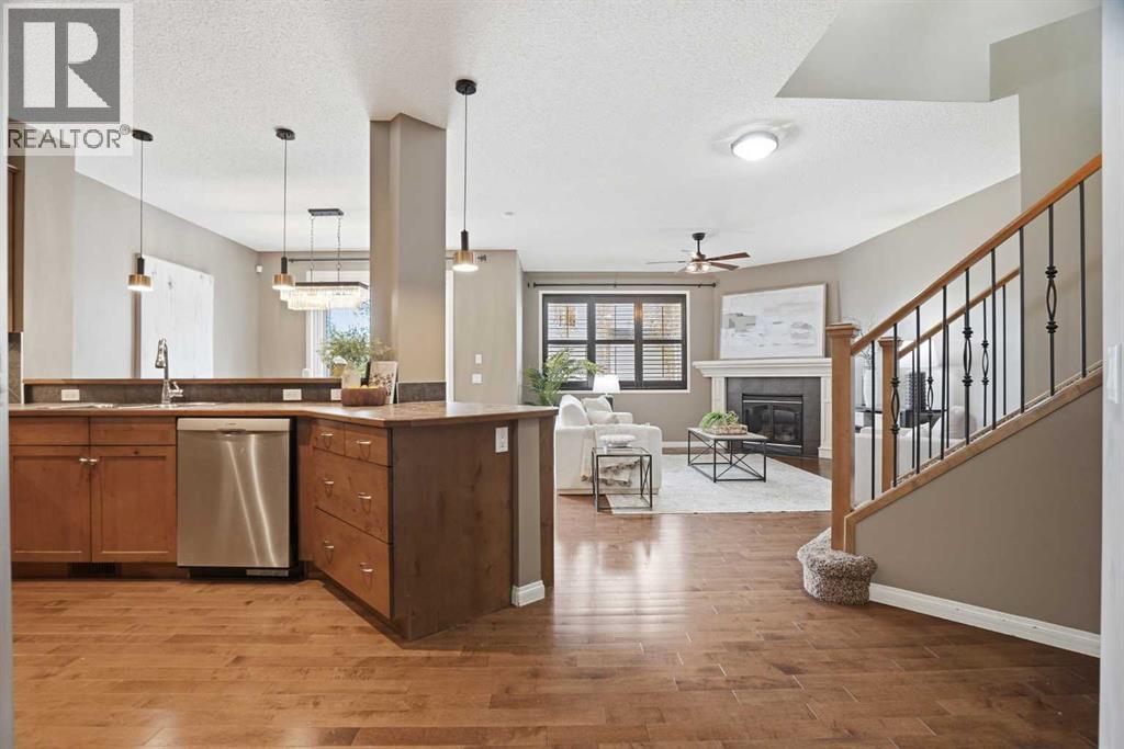 99 Aspen Hills Close SW - 11