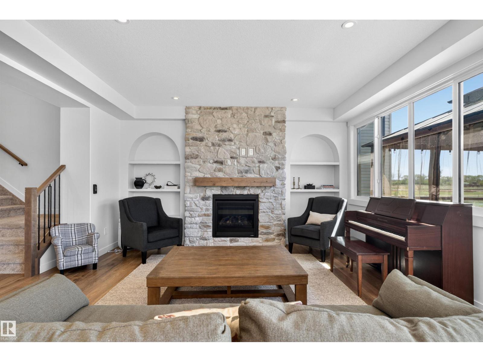 230 RANCHER RD