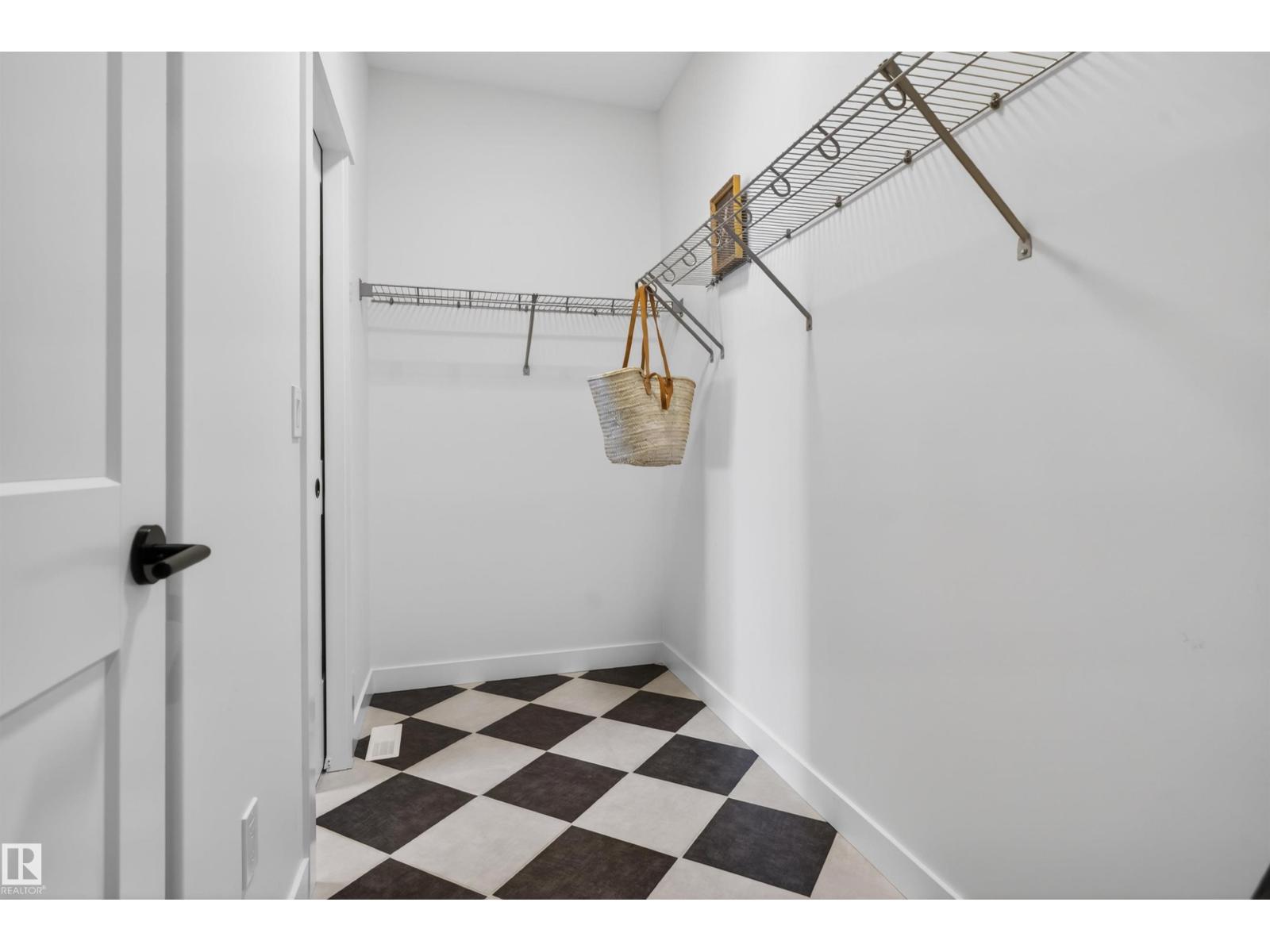 230 RANCHER RD — photo 34