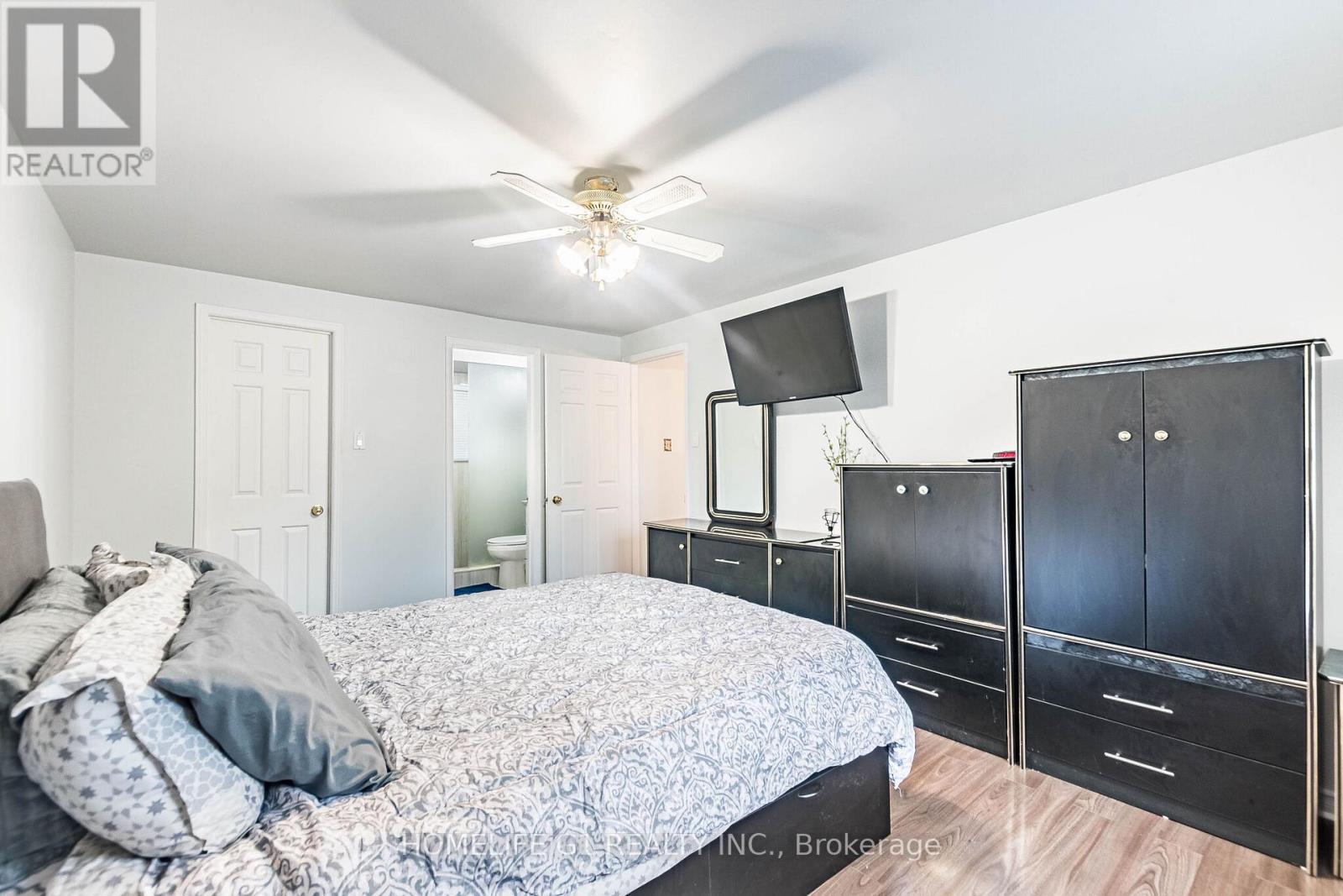 92 REYNIER DRIVE - 24