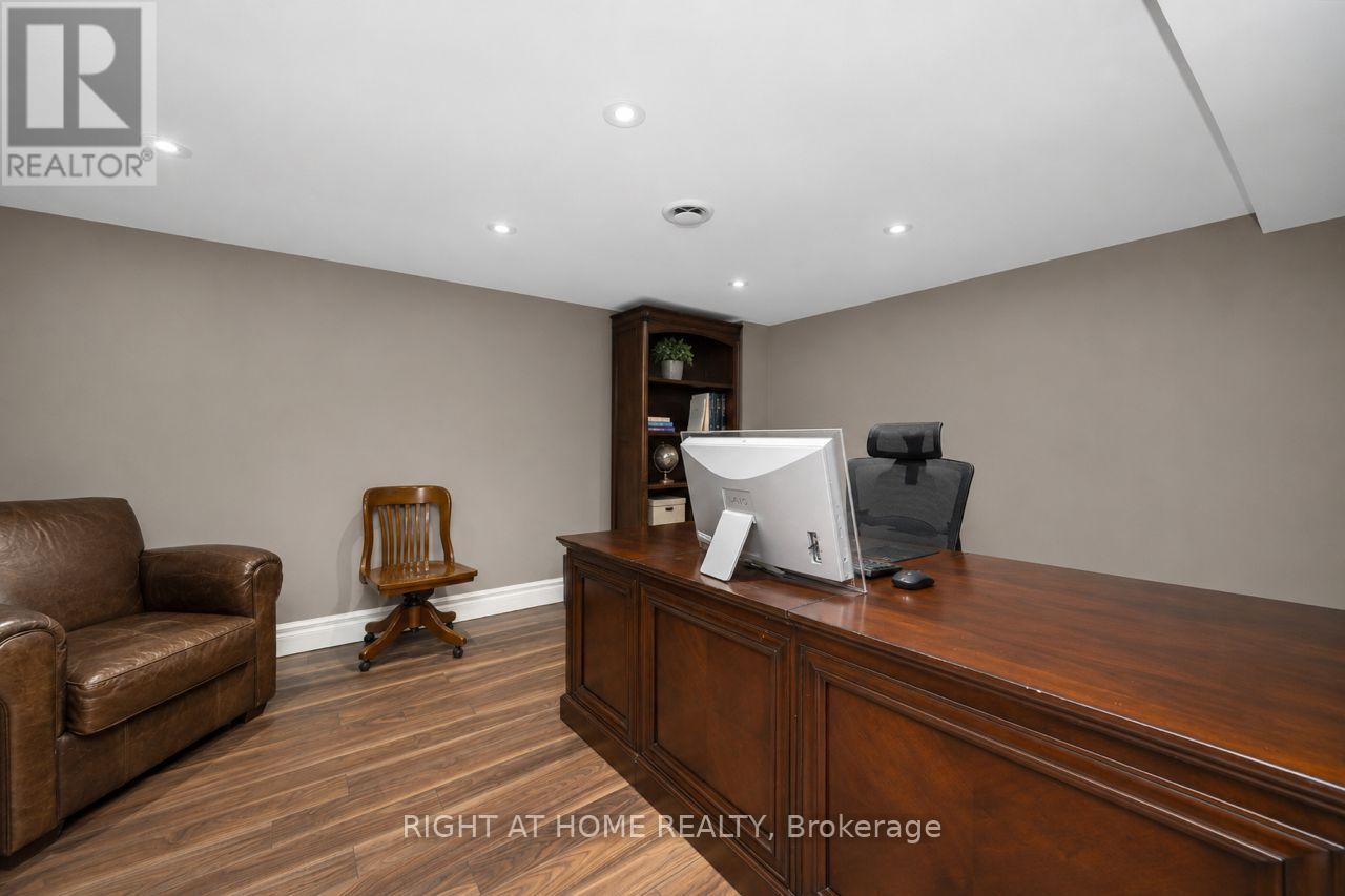 3115 SPRING CREEK CRESCENT - 35
