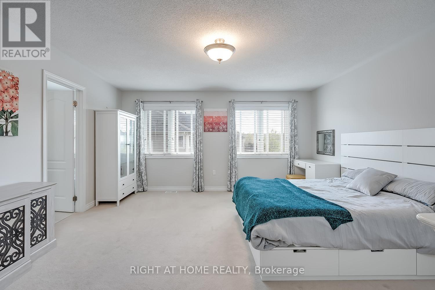 2033 TRAWDEN WAY - 14