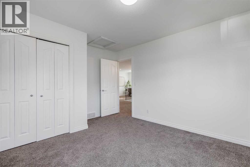80 Canoe Square SW - 27