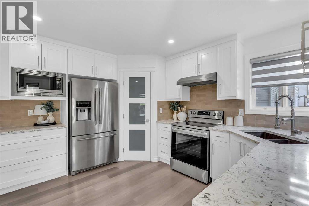 80 Canoe Square SW - 10