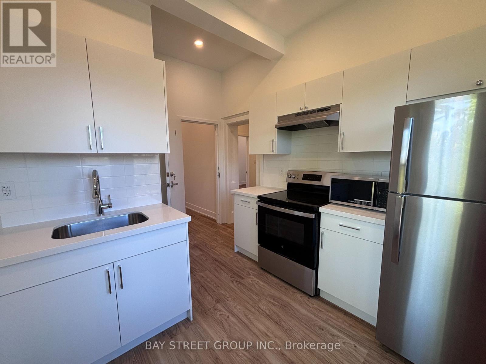 1311 PAPE AVENUE - 16