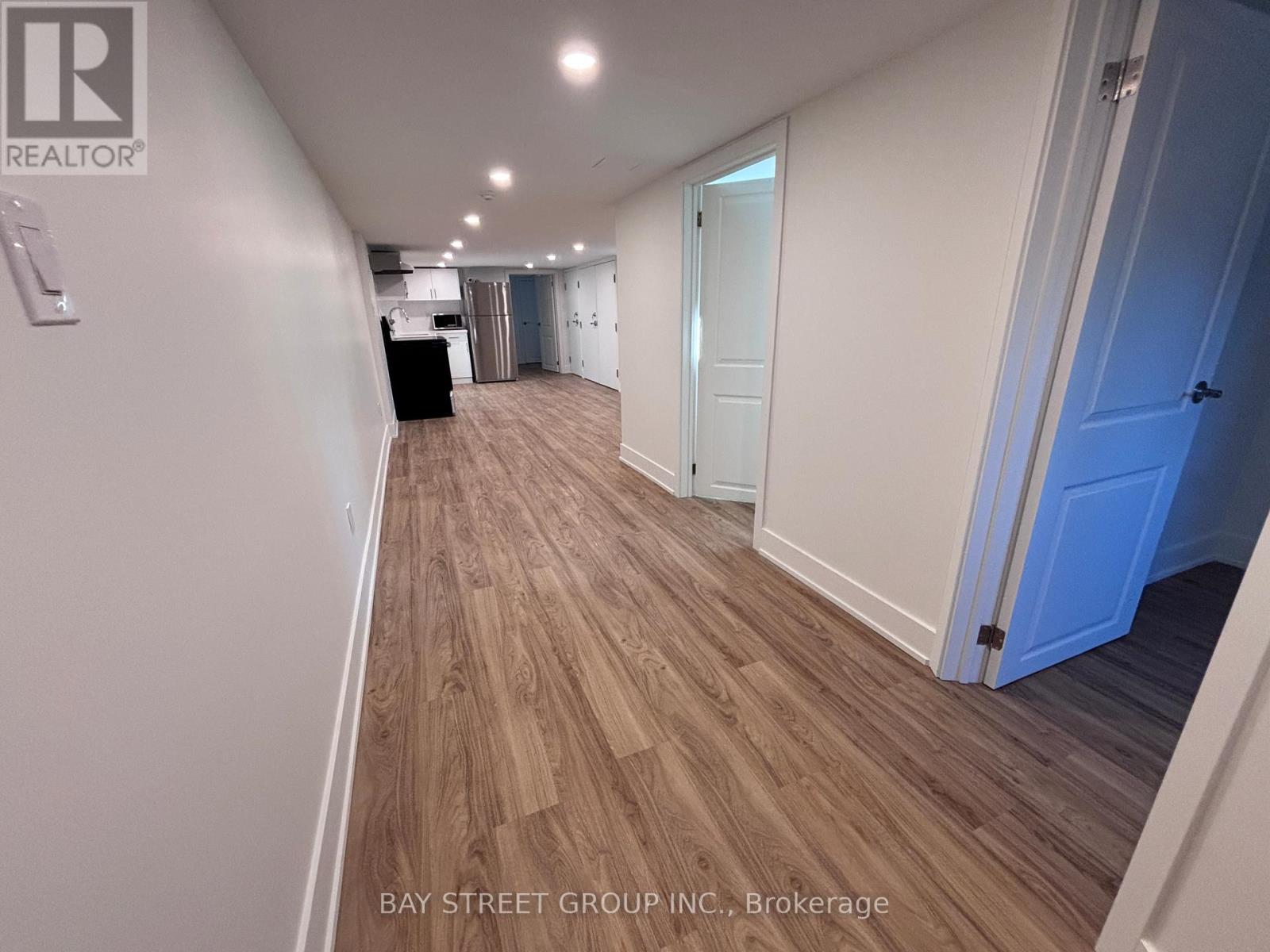 1311 PAPE AVENUE - 39