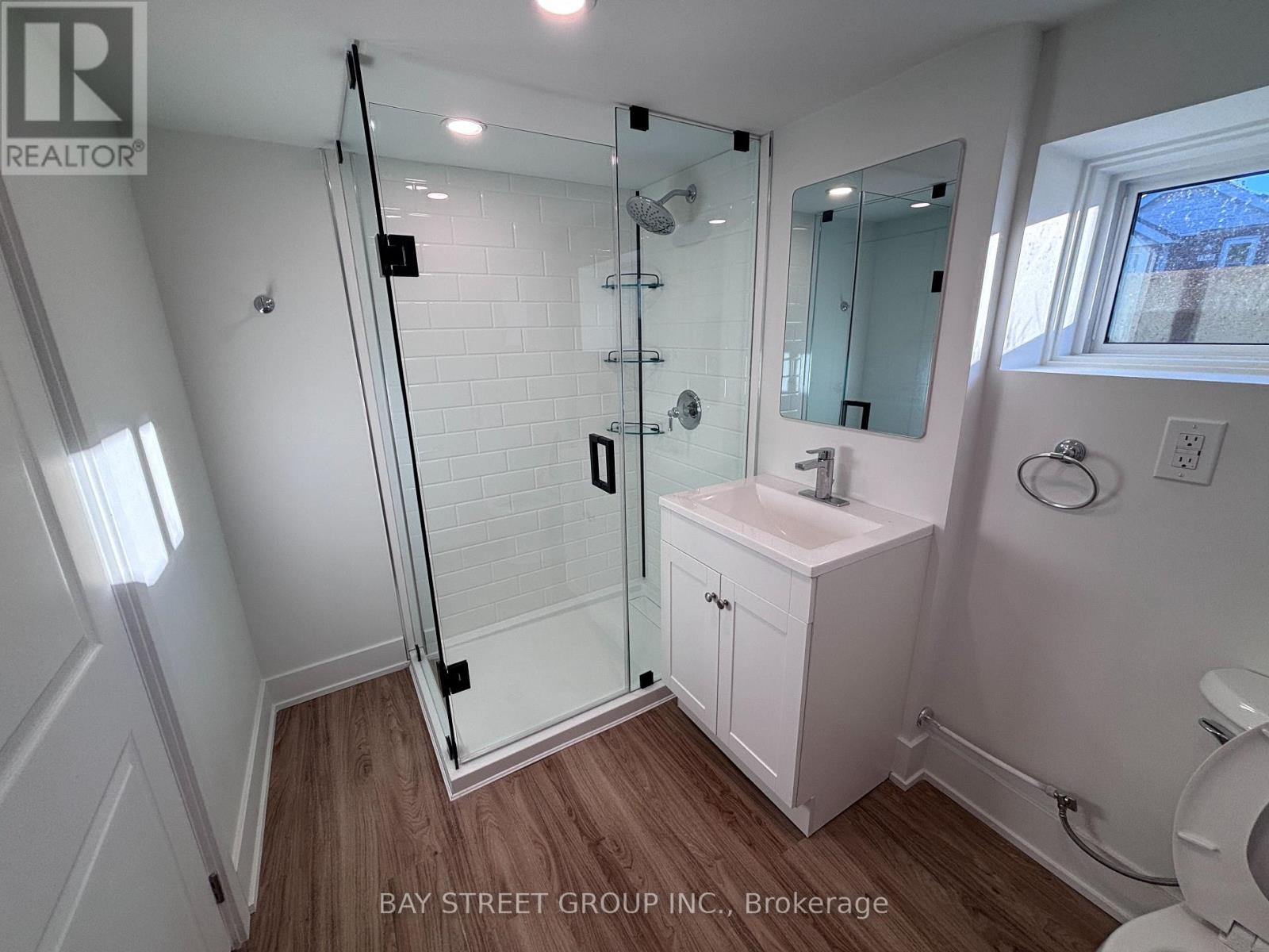 1311 PAPE AVENUE - 42