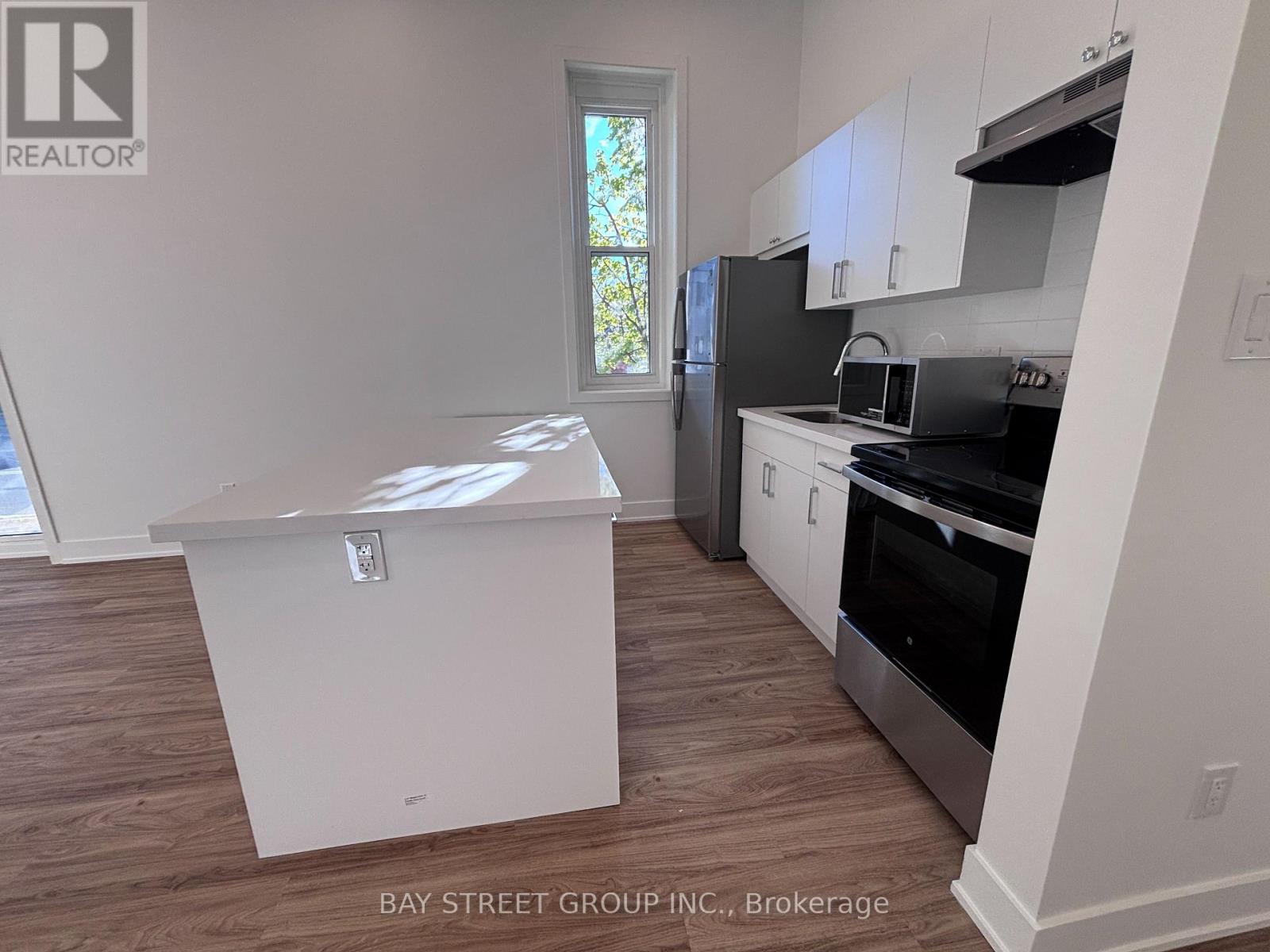 1311 PAPE AVENUE - 6