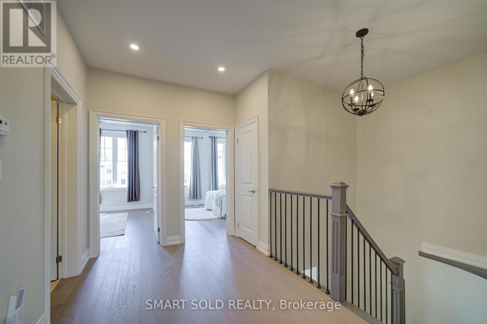 29 PLOWMAN LANE - 24
