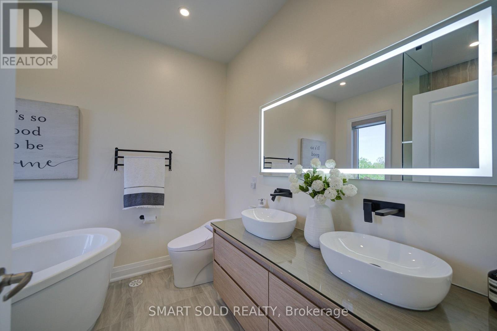 29 PLOWMAN LANE - 29