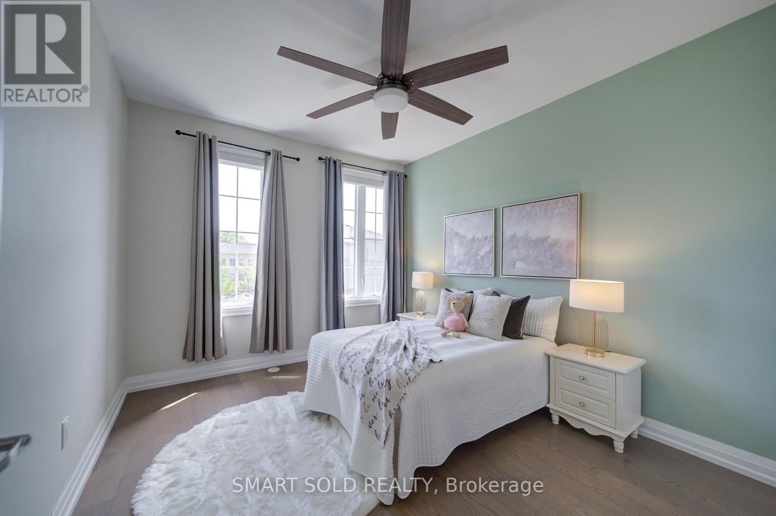 29 PLOWMAN LANE - 37