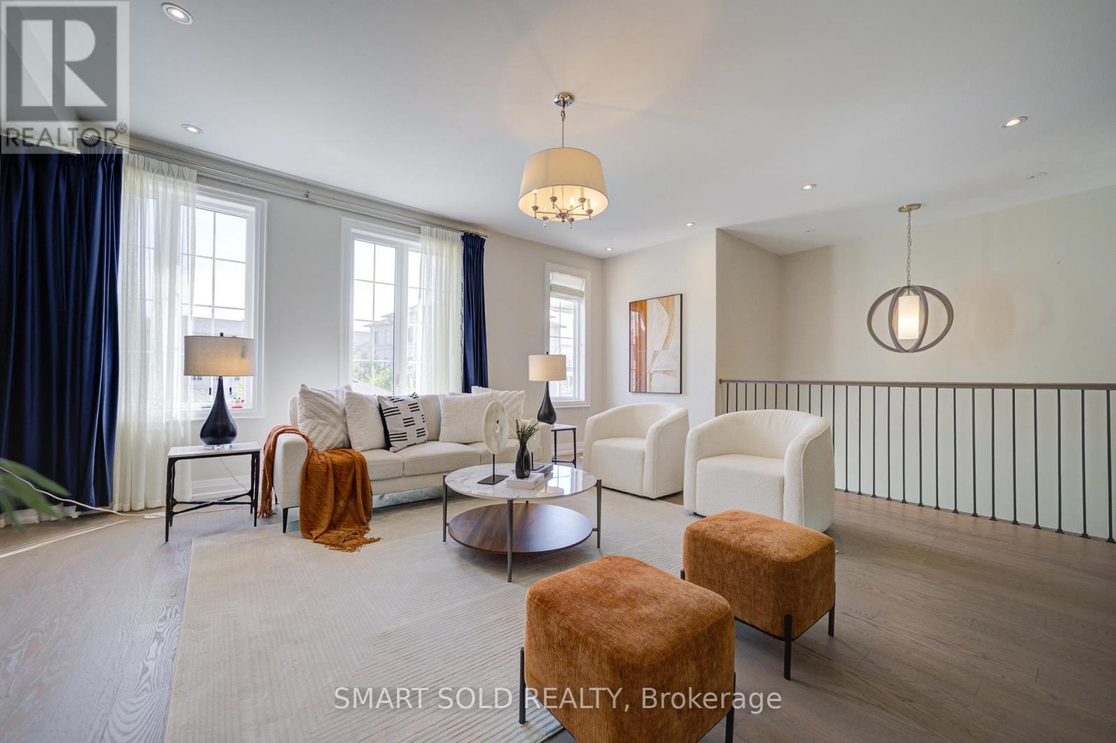 29 PLOWMAN LANE - 9