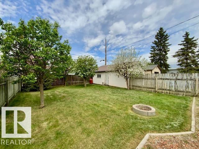 3906 53A ST — photo 39