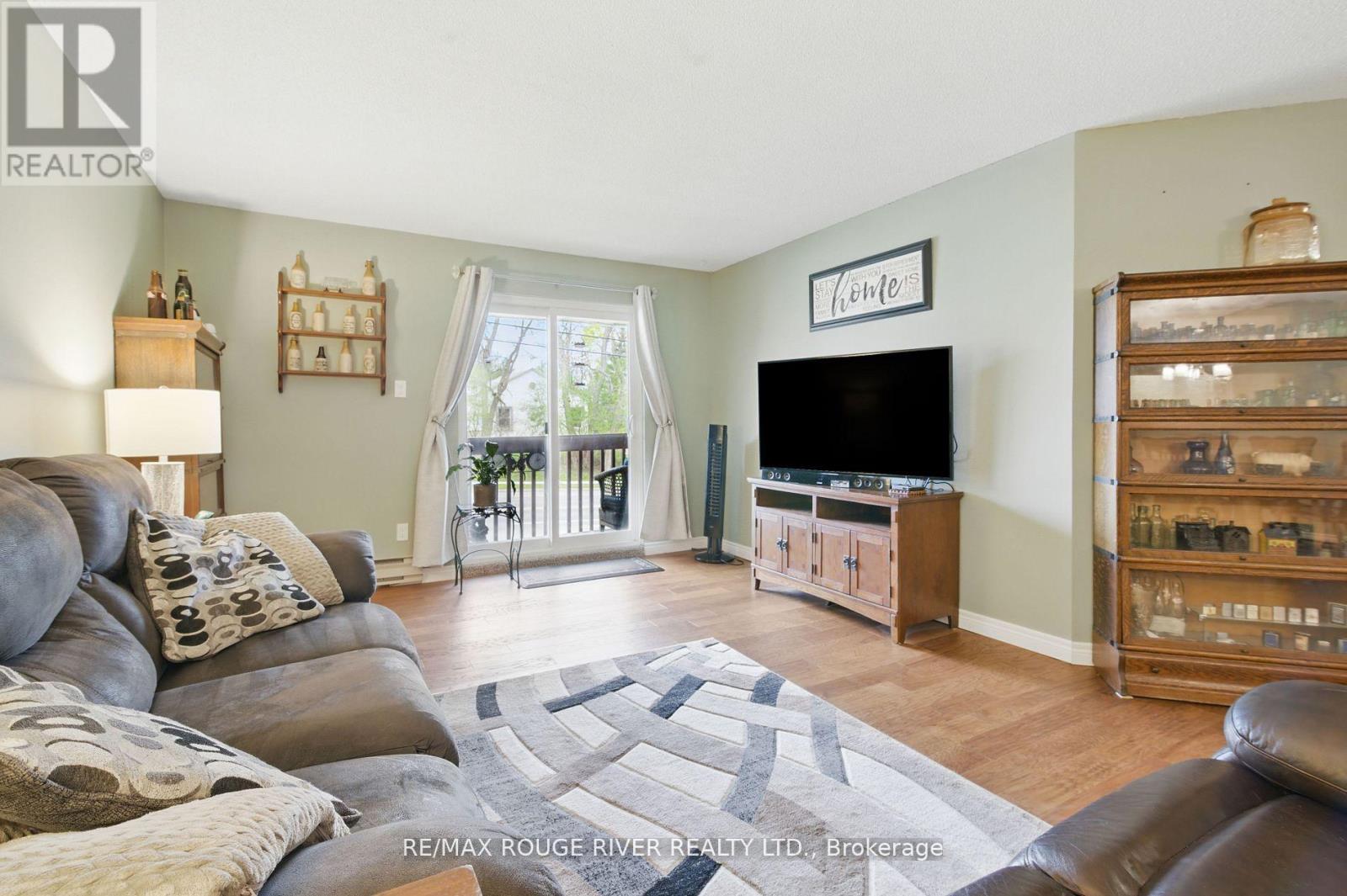 #222 475 PARKHILL ROAD W - 23