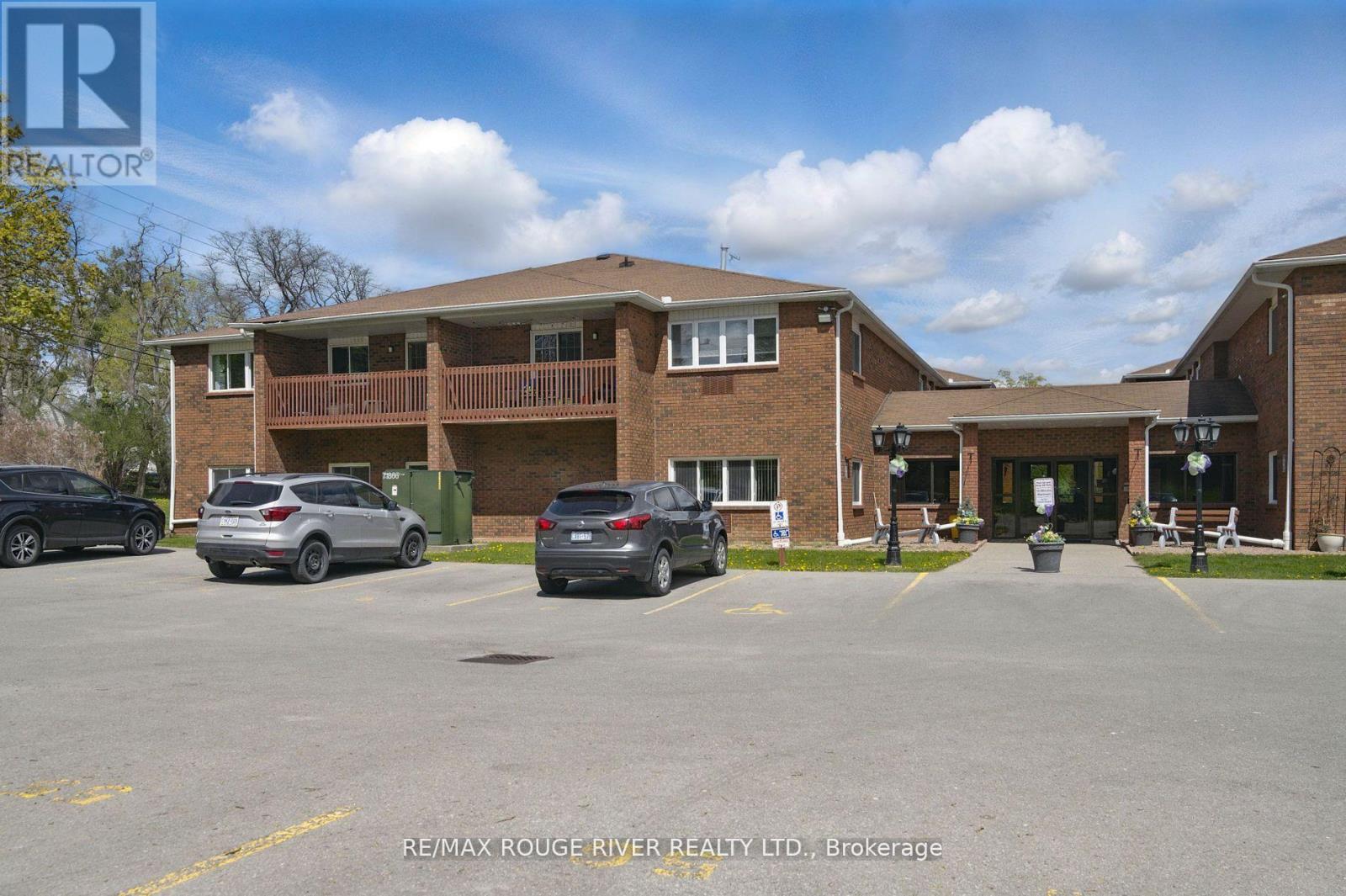 #222 475 PARKHILL ROAD W - 44