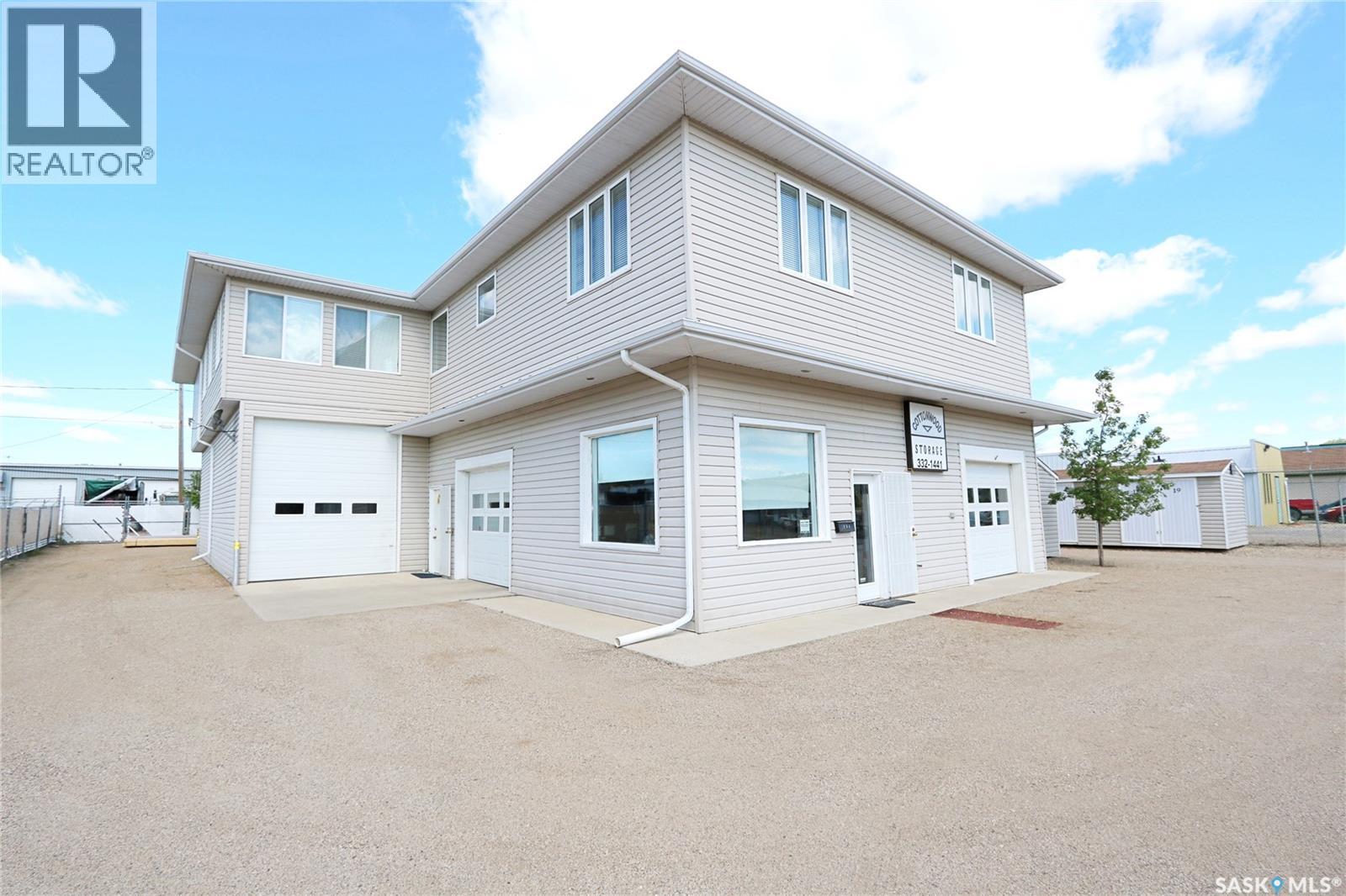 234 Boundary AVENUE N - 1