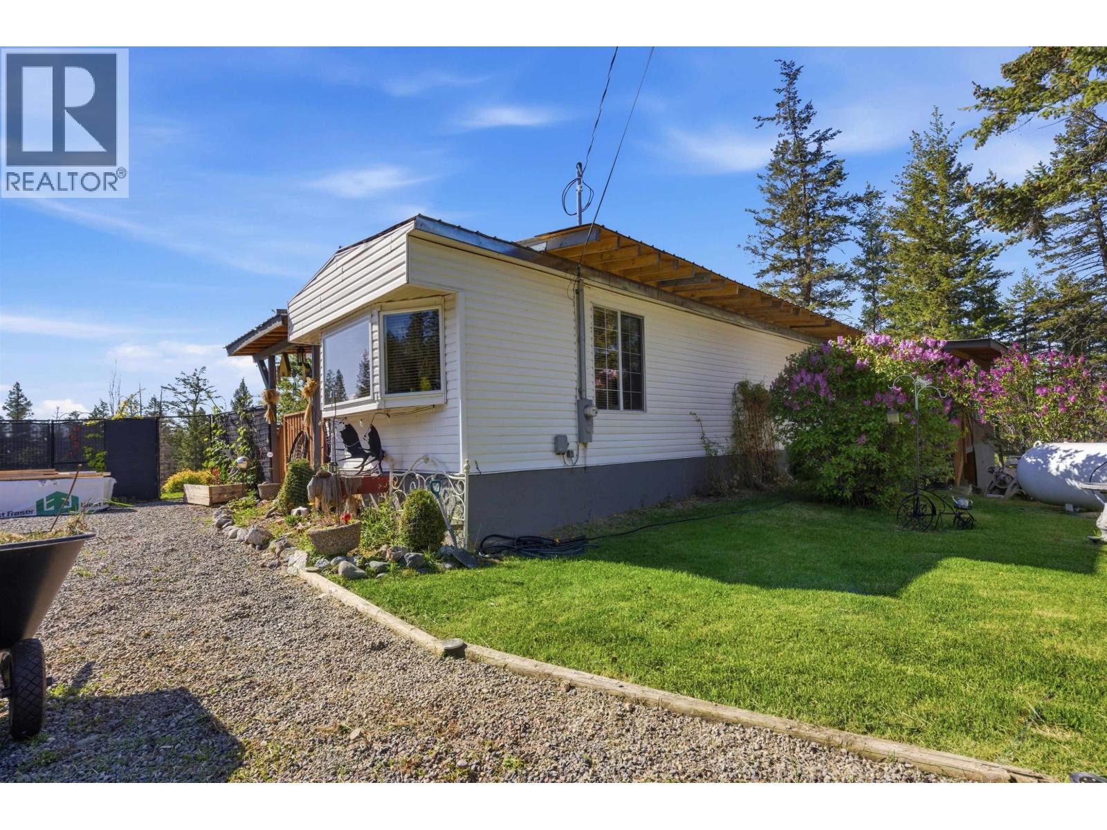 7593 MCCAULEY ROAD - 15