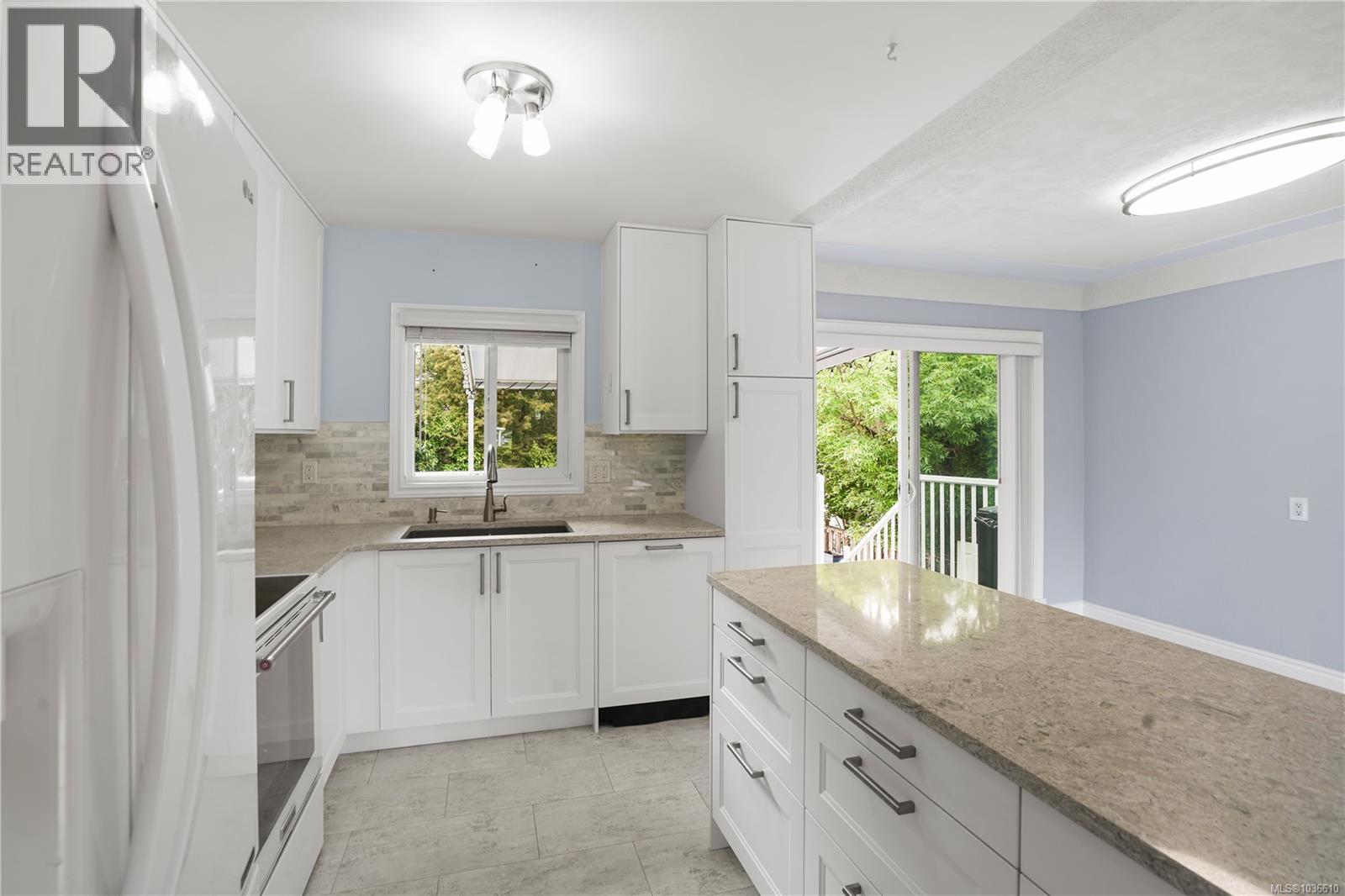 3922 Anton St - 4