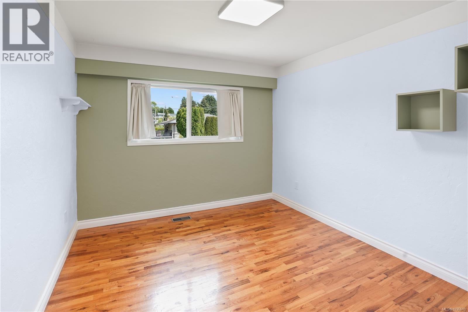 3922 Anton St - 9