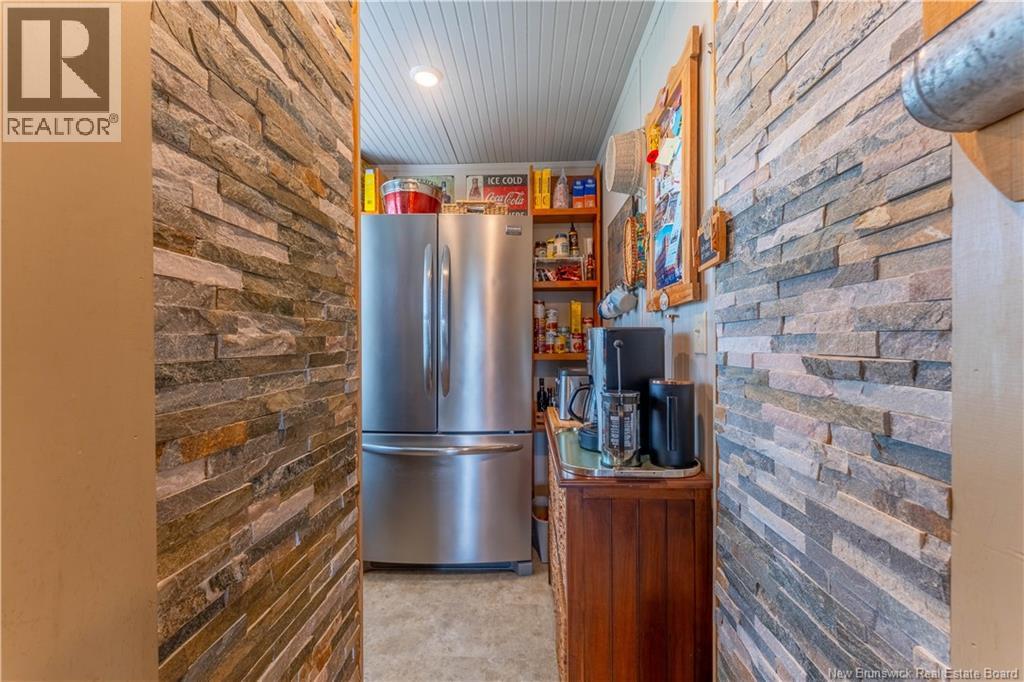 336 Ledge Road - 21