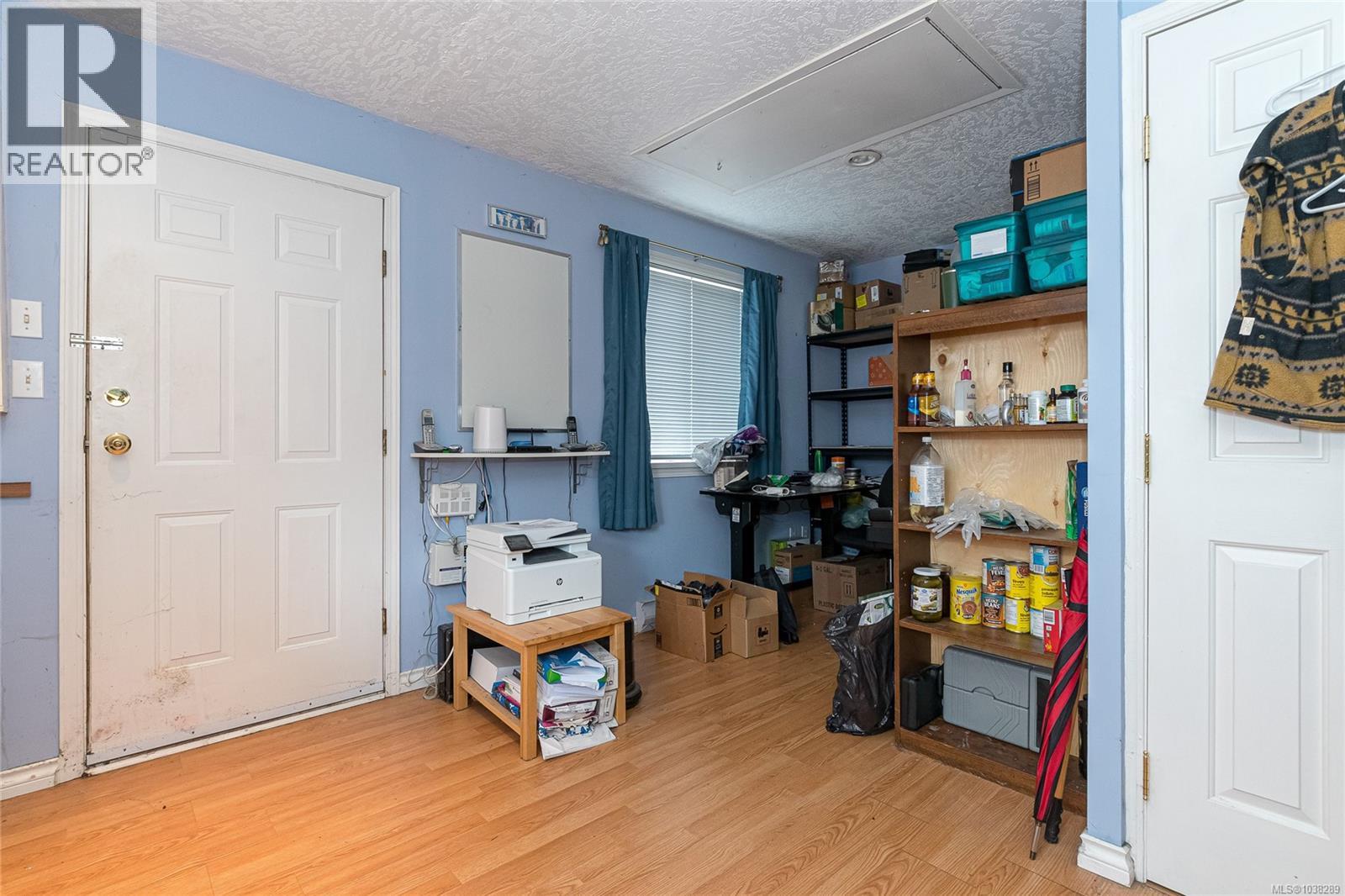 4127 Birtles Ave - 32