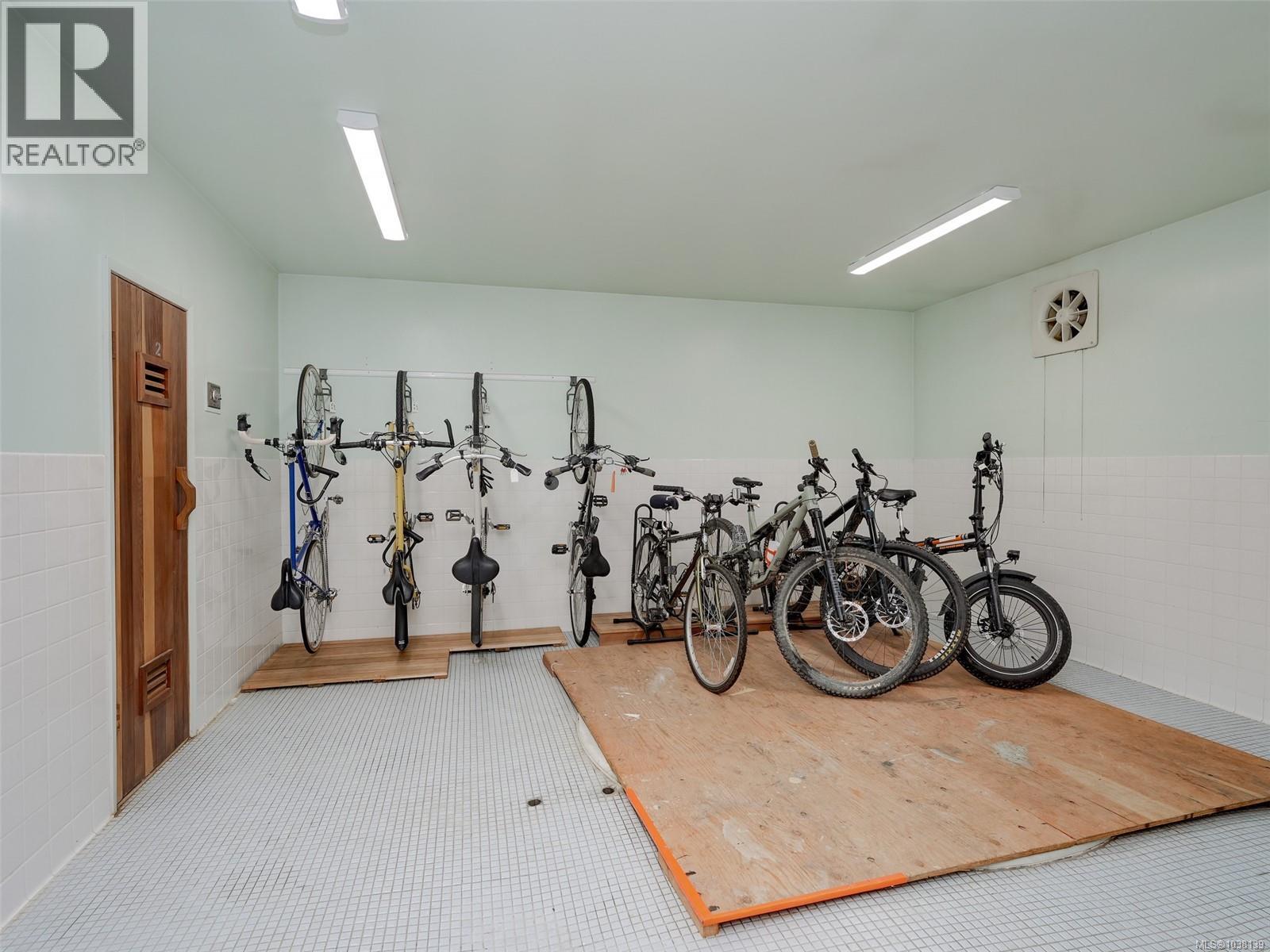#5 3968 Cedar Hill Rd - 23