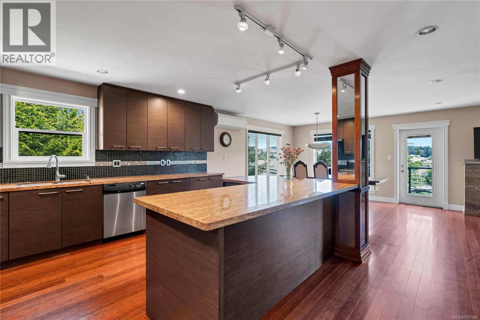 721 Nirwan Pl - 10