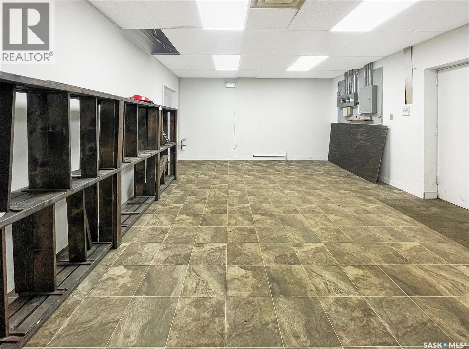 5A 1071 Central AVENUE, Swift Current — photo 3