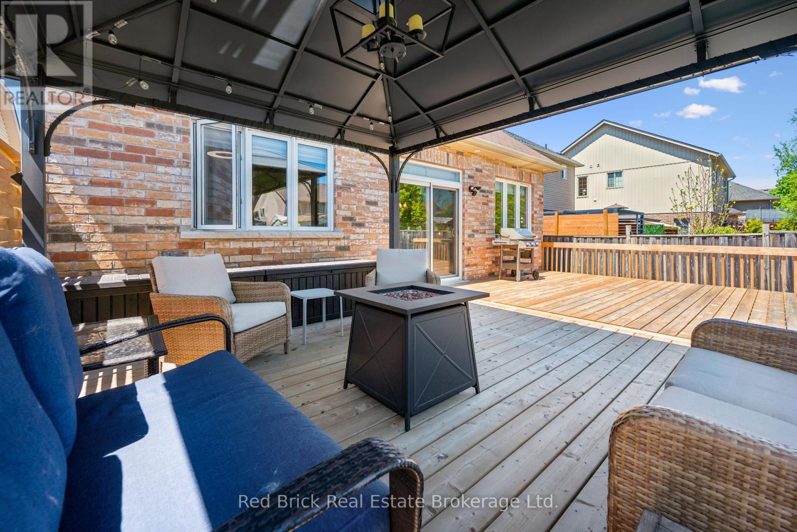 461 GREENWOOD DRIVE - 35