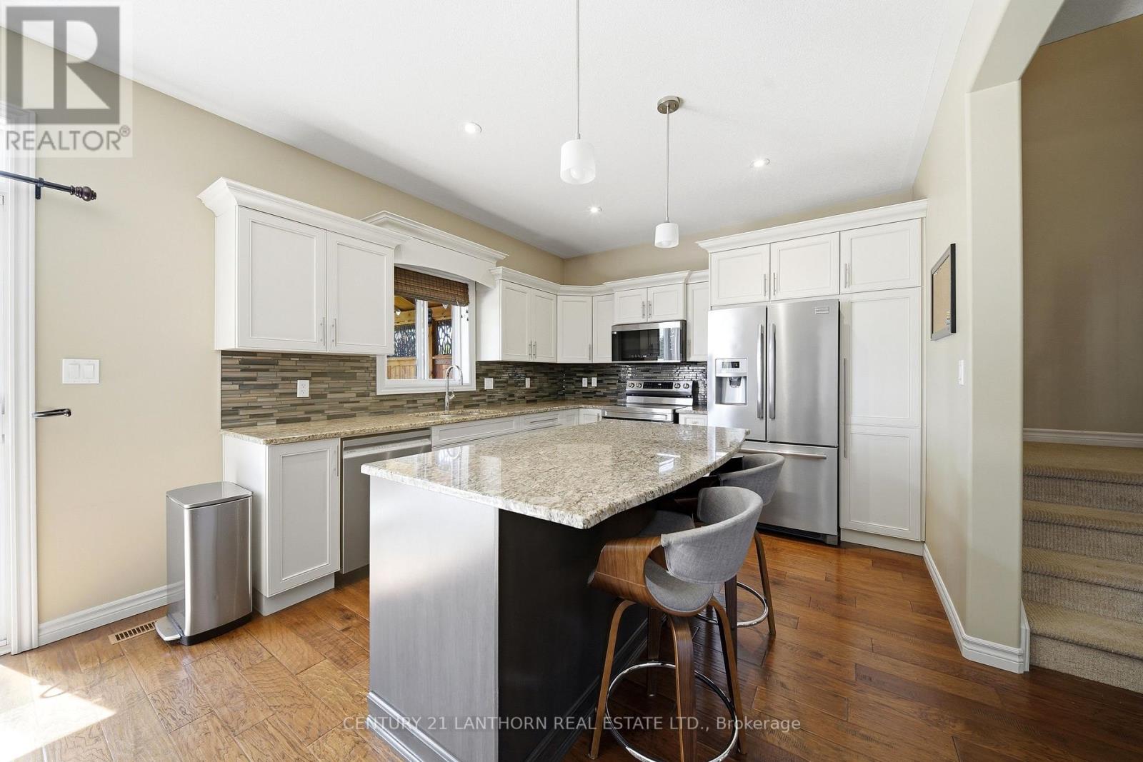 17 CAVENDISH DRIVE - 15