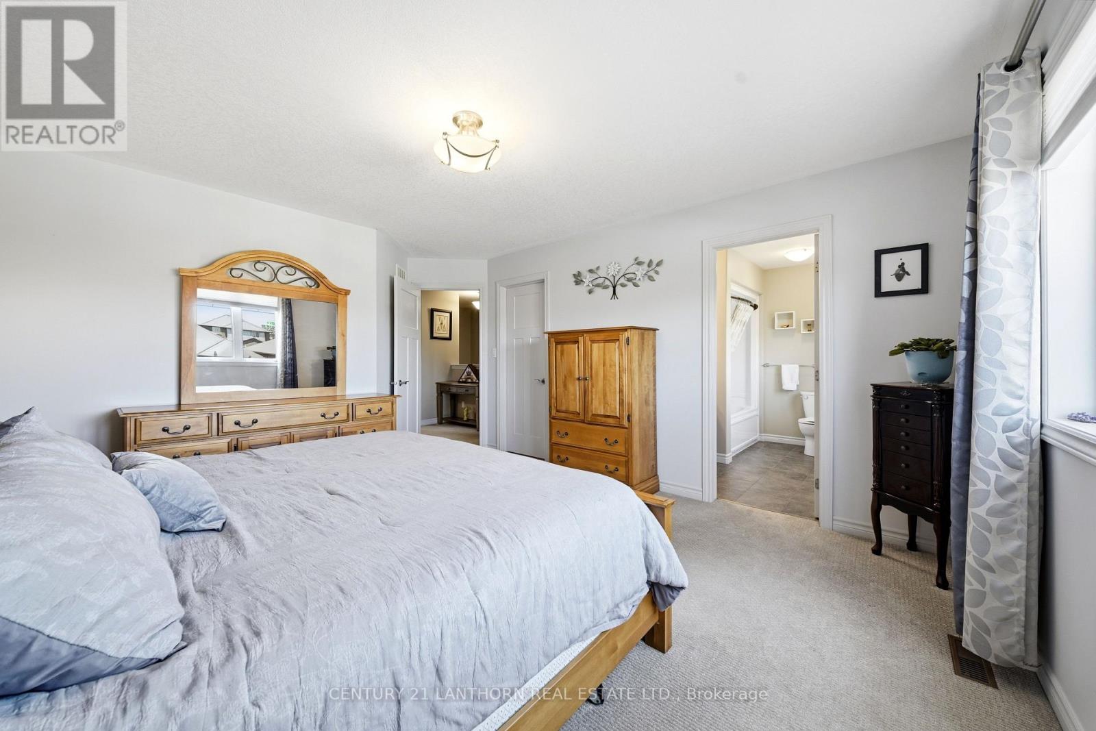 17 CAVENDISH DRIVE - 21