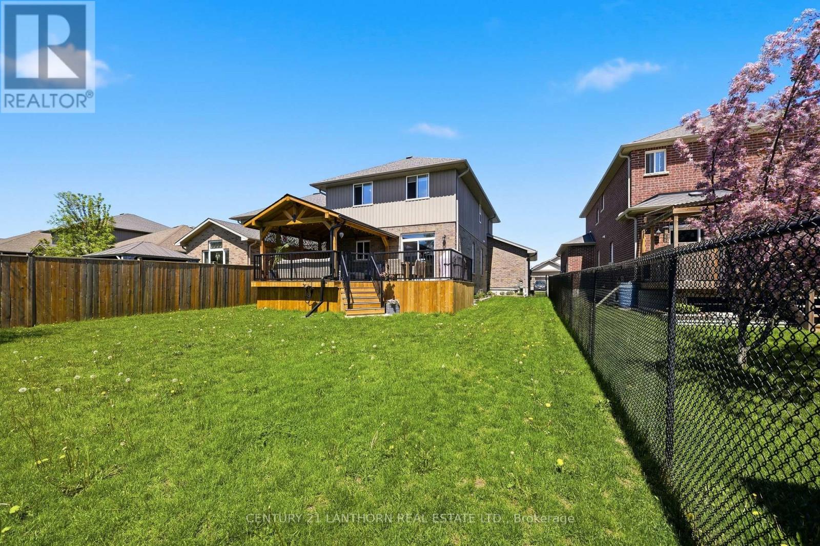 17 CAVENDISH DRIVE - 38