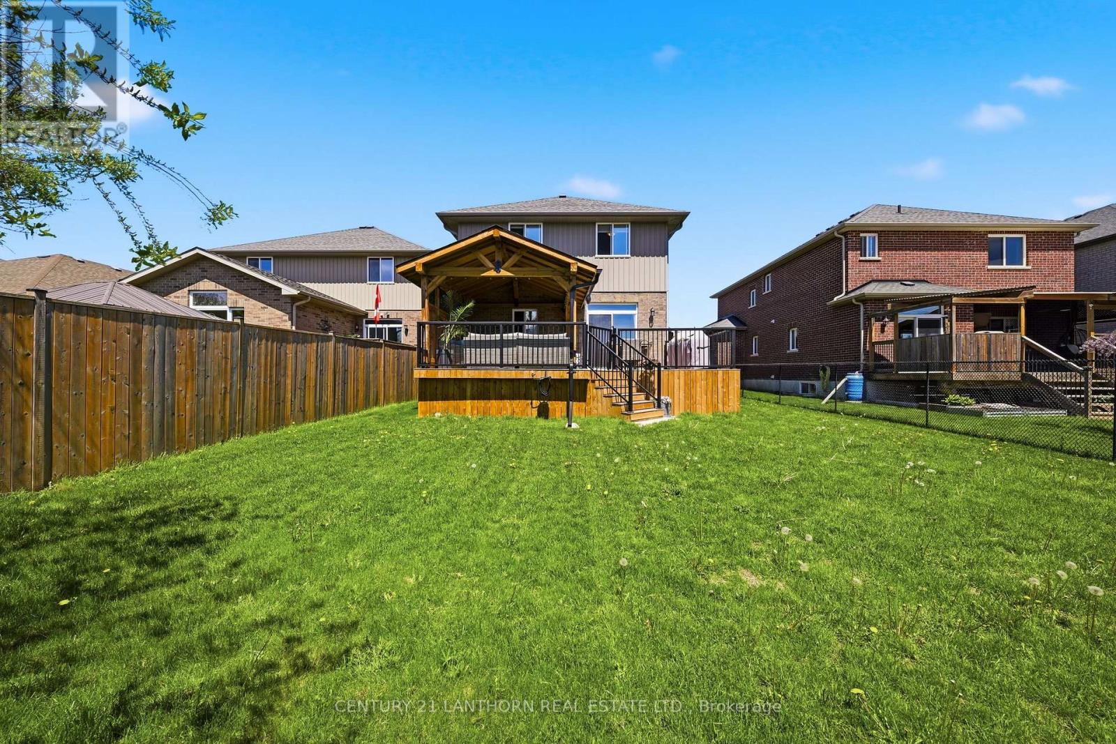 17 CAVENDISH DRIVE - 40