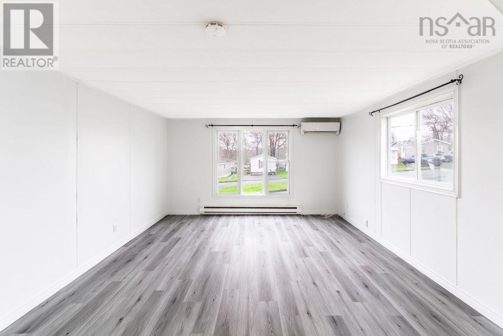 525 Thorn Avenue - 20
