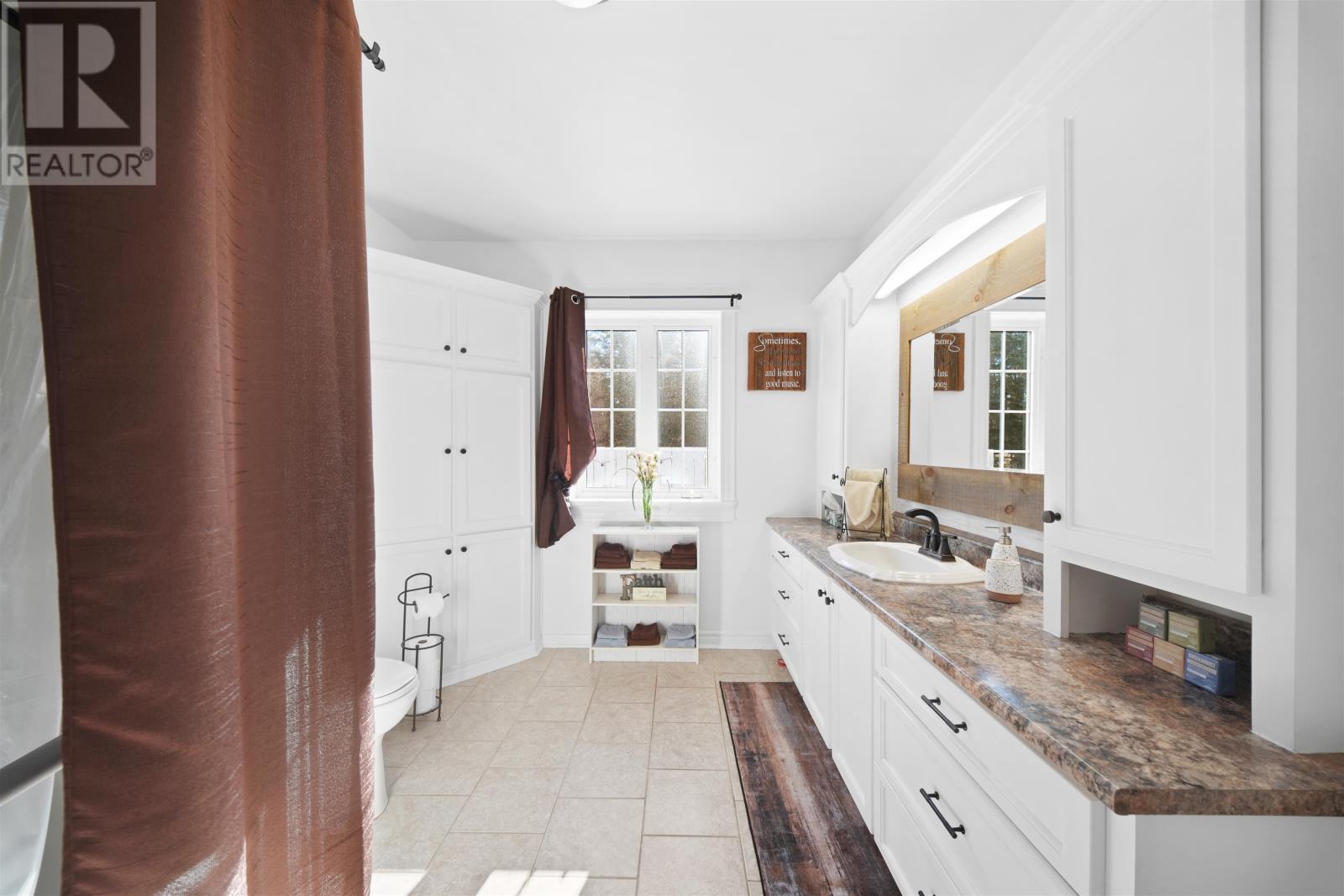 289 Old Martin Road - 21