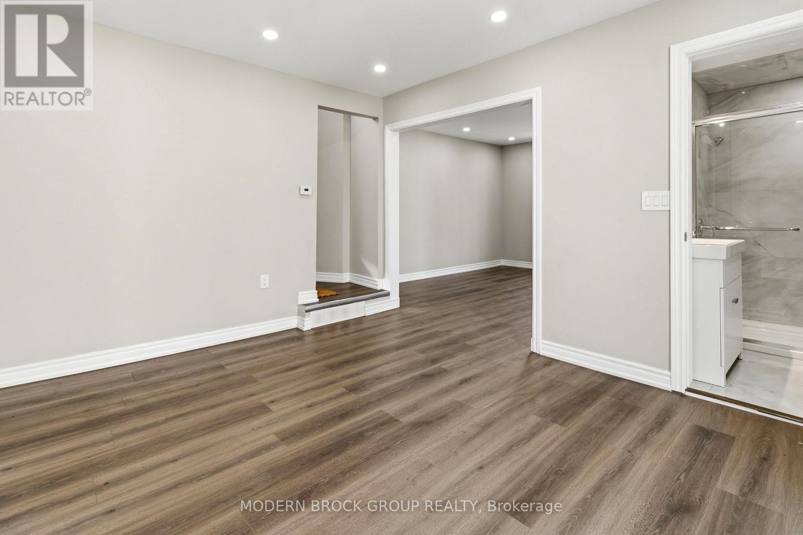 110 BROCK STREET - Image 11