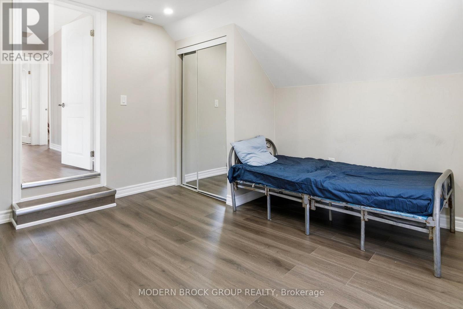 110 BROCK STREET - Image 24