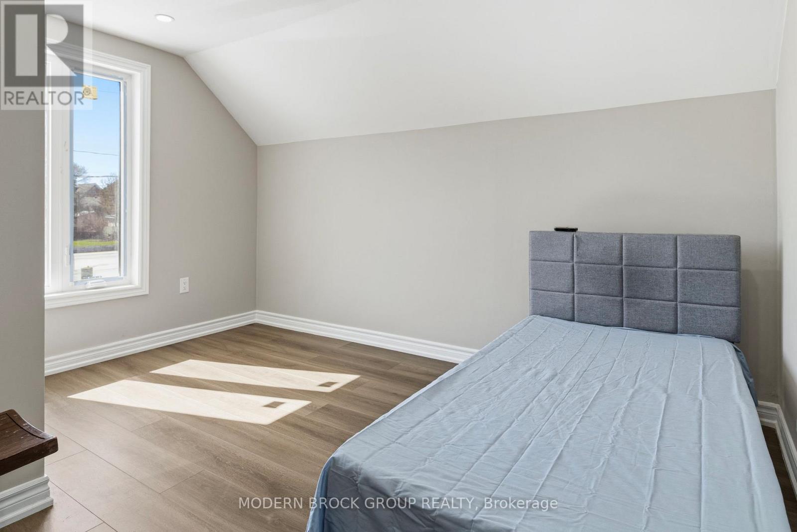 110 BROCK STREET - Image 28